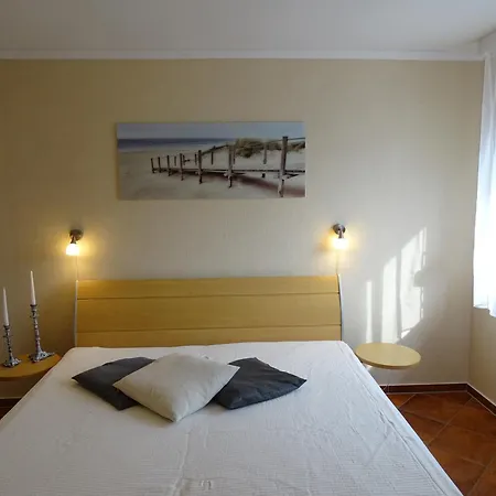 Kienast 1 Apartman *